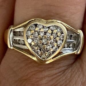 Vintage Solid 14k Yellow Gold DIAMOND Heart Ring Size 6.75